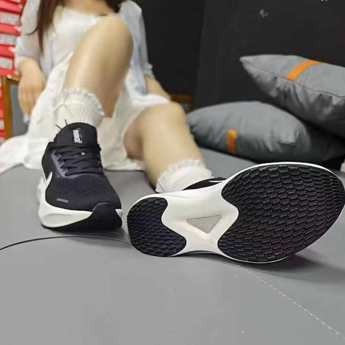 品牌断码登月运动鞋休闲透气百搭鞋夏季清仓