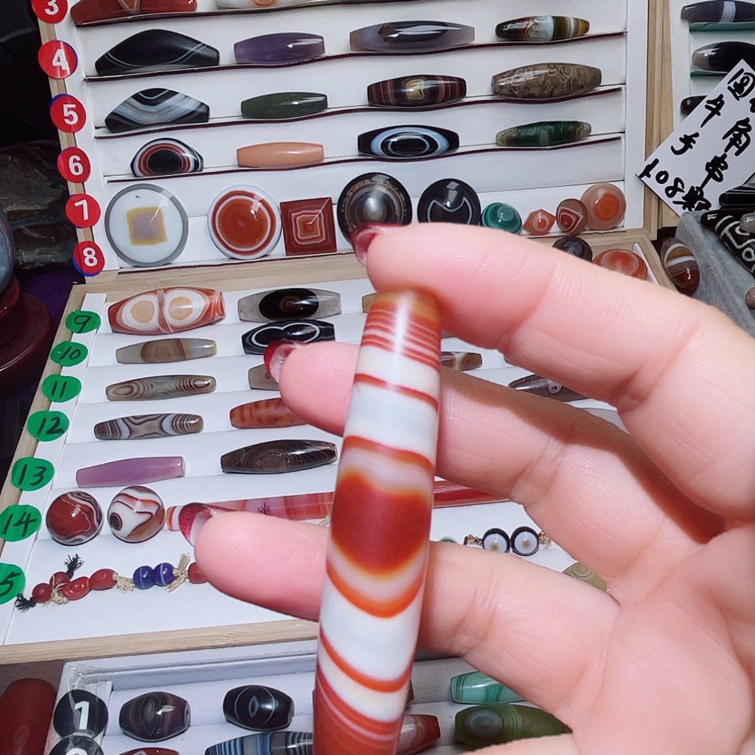 玛瑙/玉髓颈饰未镶嵌