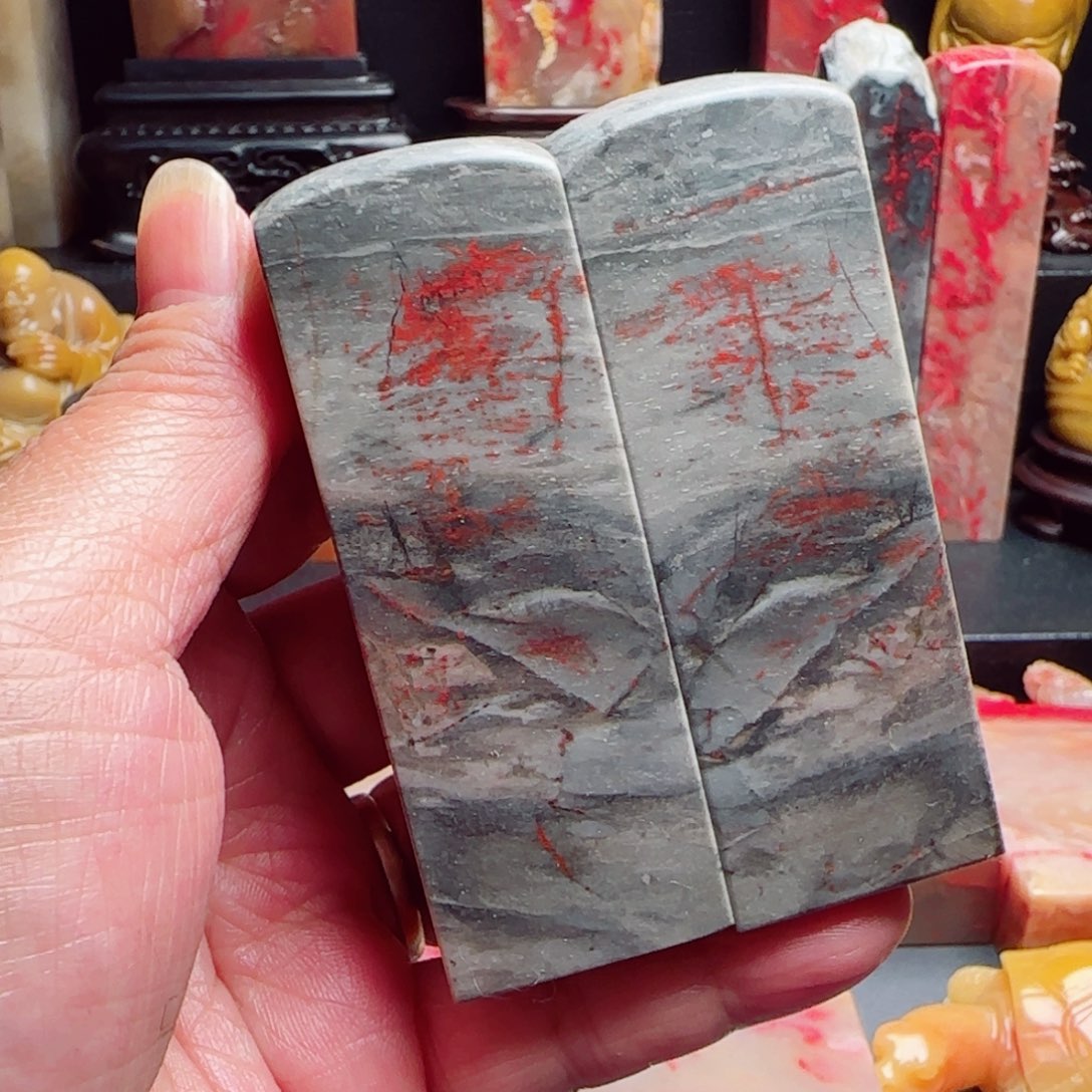 昌化石昌化鸡血石