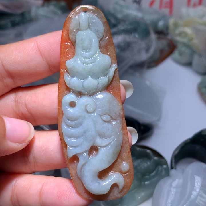 翡翠未镶嵌颈饰保真天然A货翡翠