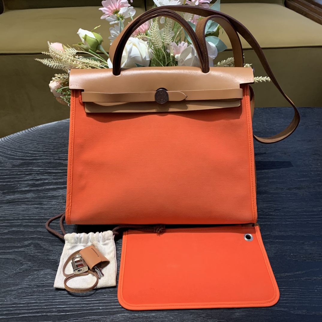 95新 Hermes/爱马仕 herbag30帆布拼皮金棕X刻96新/sp22757