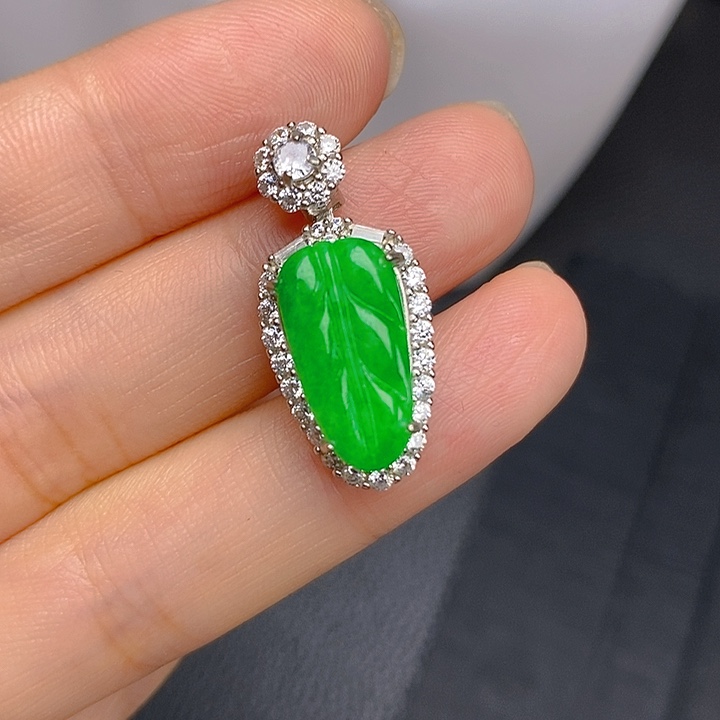 翡翠银S925镶嵌颈饰