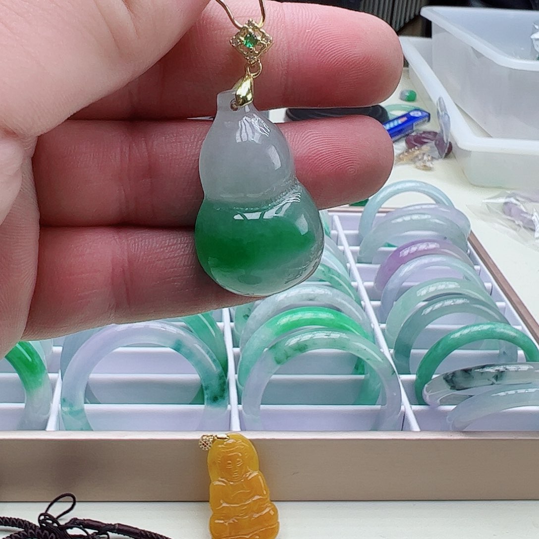 翡翠吊坠(赠链)银S925镶嵌