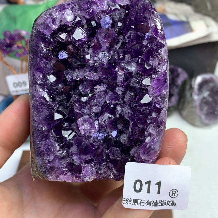 紫晶大型摆件（非配饰）未镶嵌