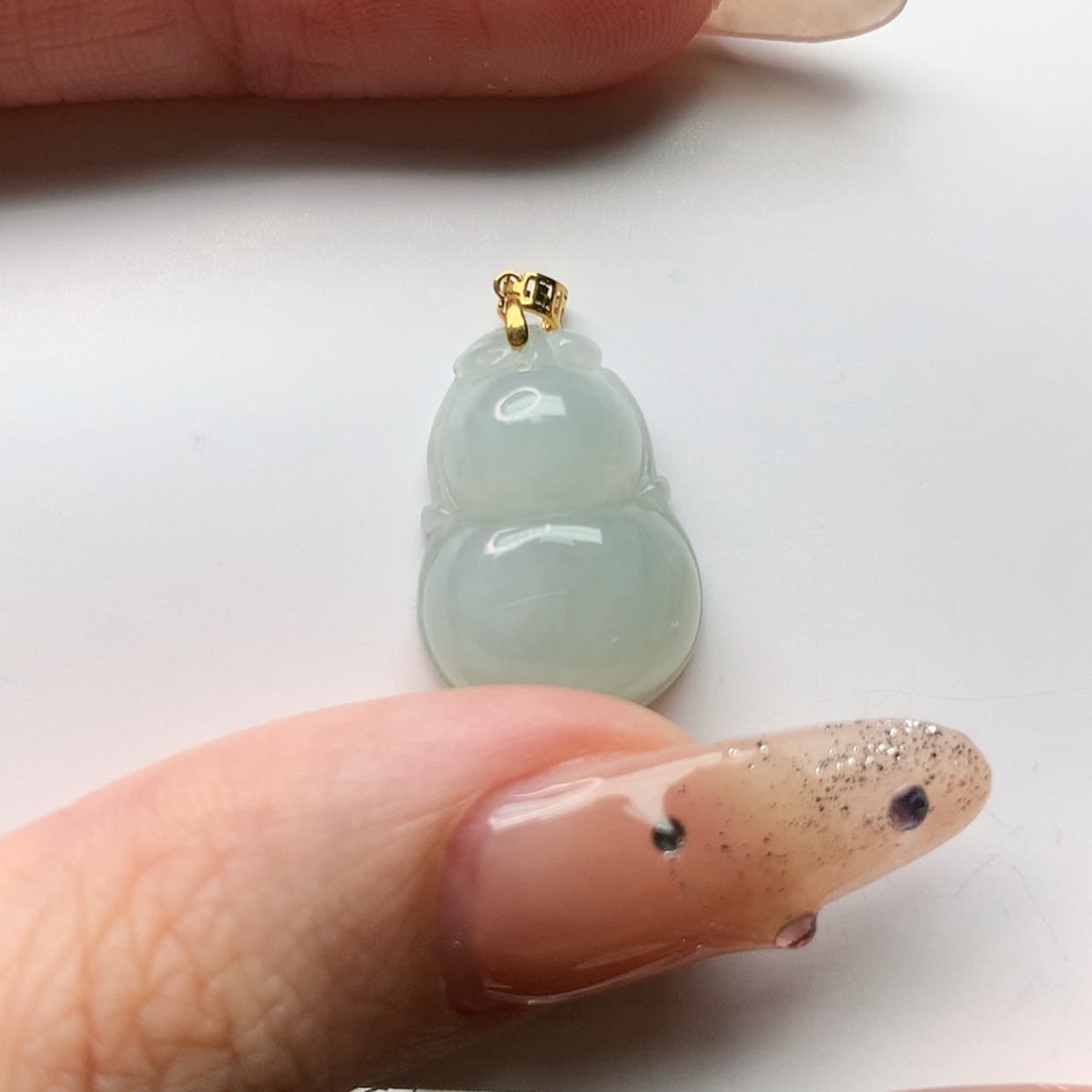 【闪购商品】翡翠18K金镶嵌颈饰111……