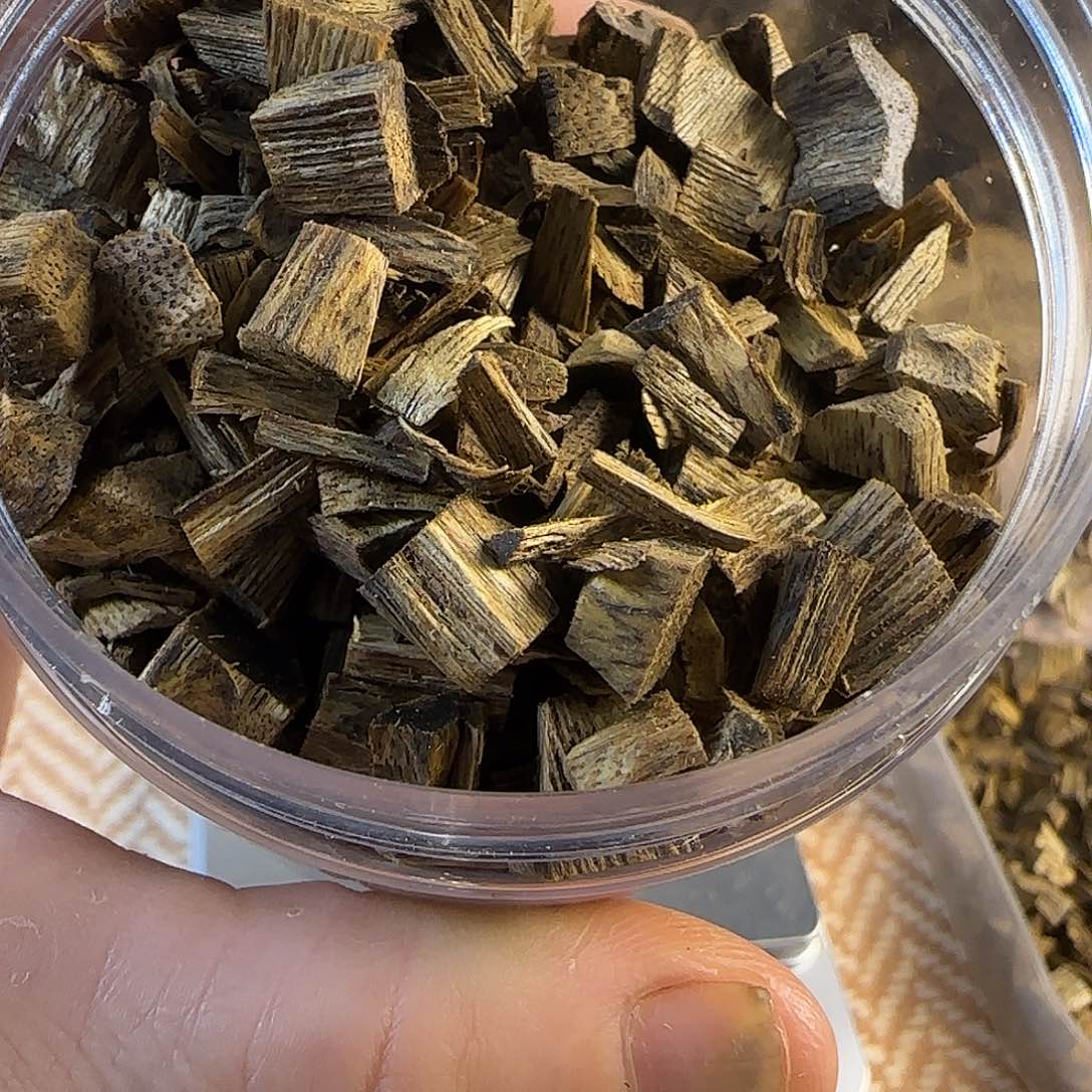 沉香碎屑沉香棋楠沉香粹料