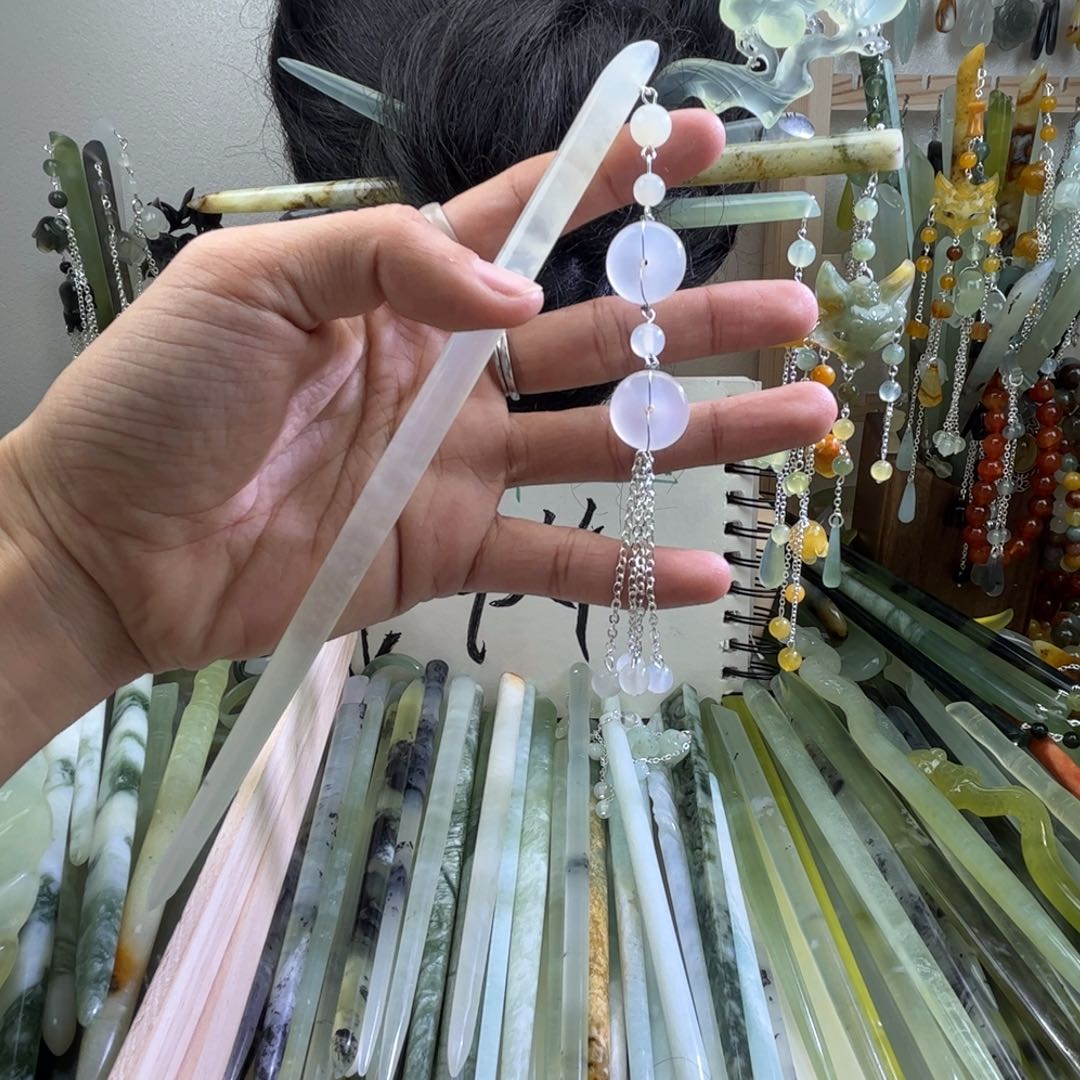 蛇纹石玉发饰合金