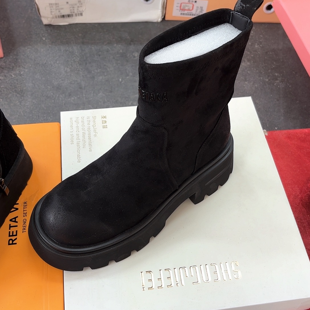 588-6黑色39码单里