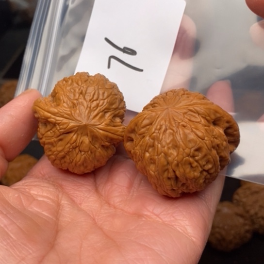 桃核吊坠一****?76铁锤妹妹