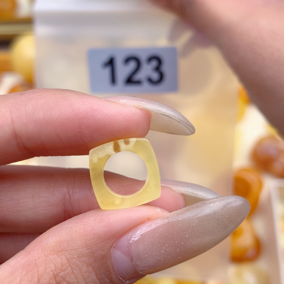 冰***哥琥珀未镶嵌珠宝奇石