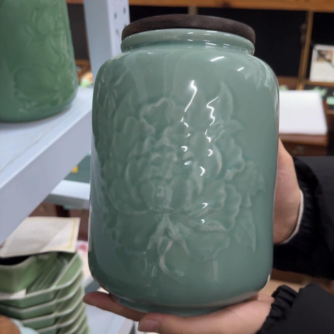 龙泉青瓷茶具微瑕6615