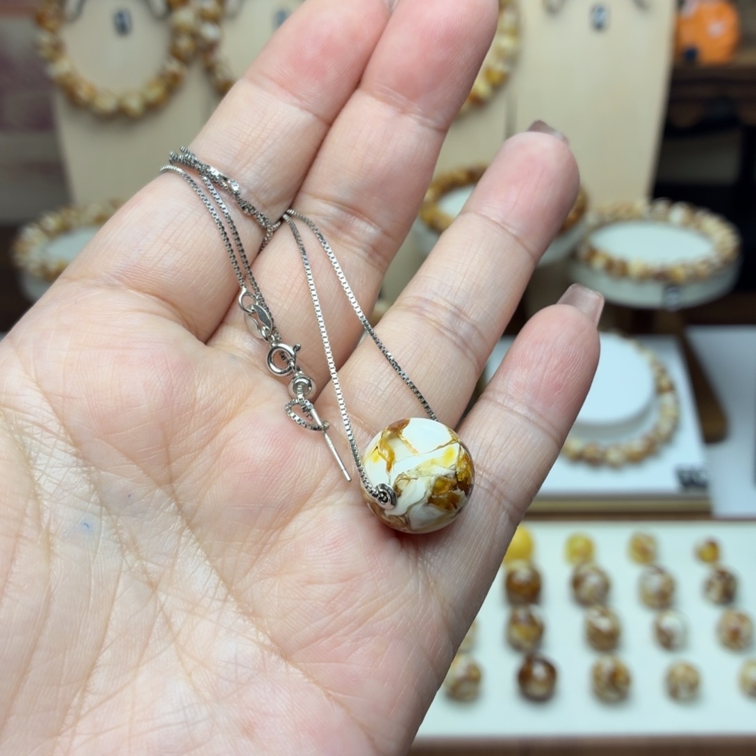 轻****15mm沁色圆珠项链1条