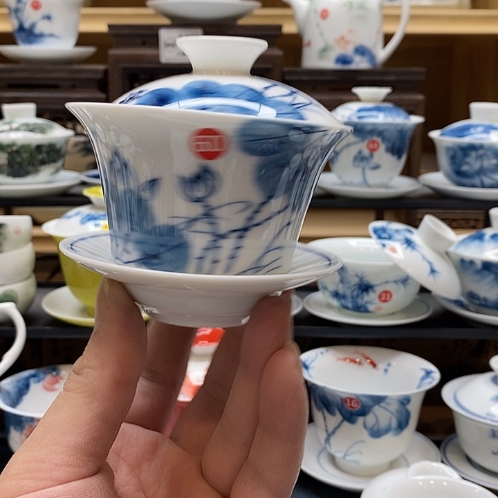 手绘微瑕荷花盖碗