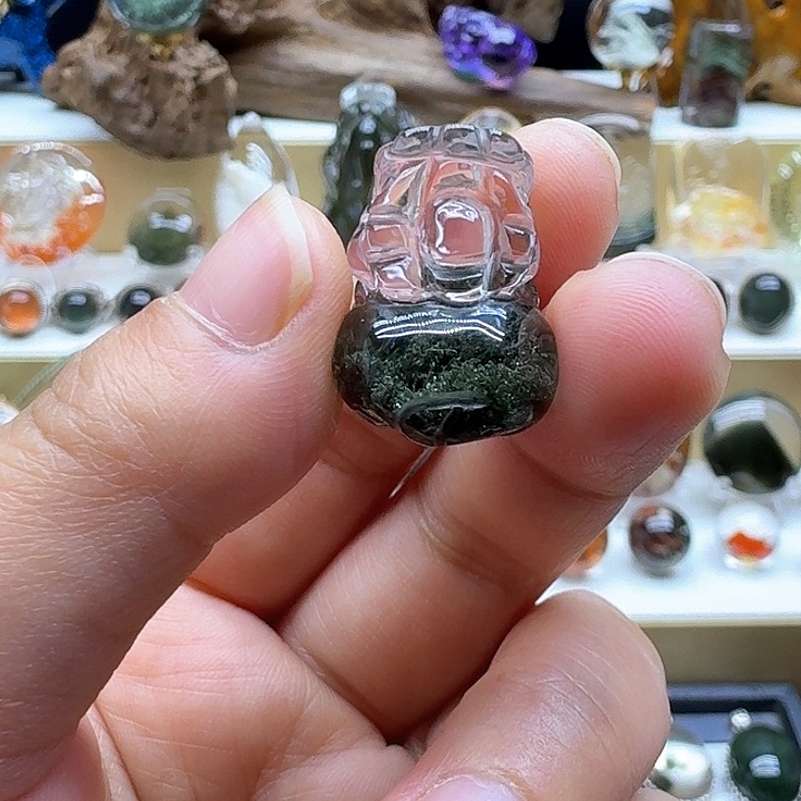 水晶颈饰银S925镶嵌x****u吊坠