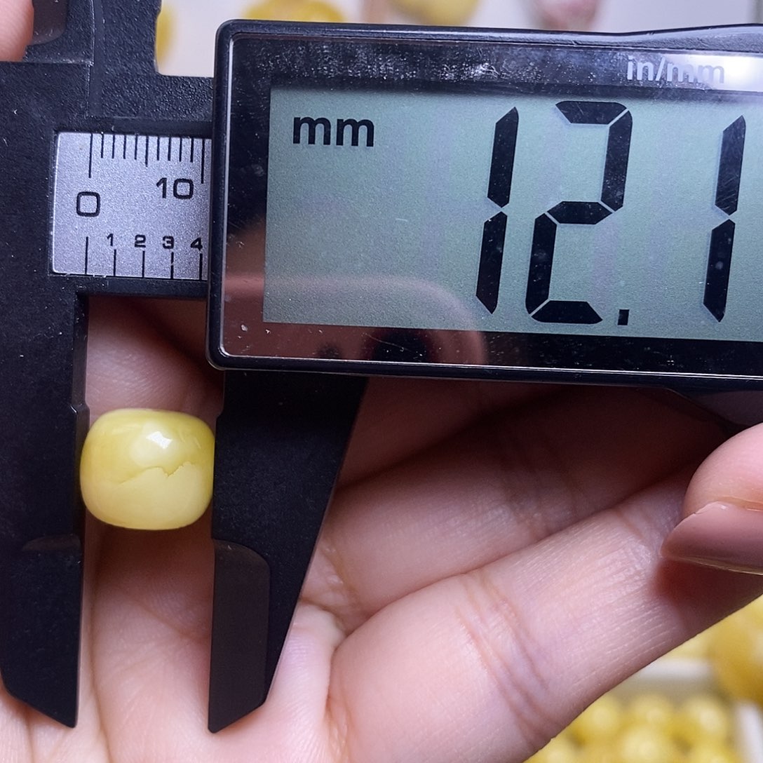 裸石琥珀未镶嵌"****Y蜜蜡老型
