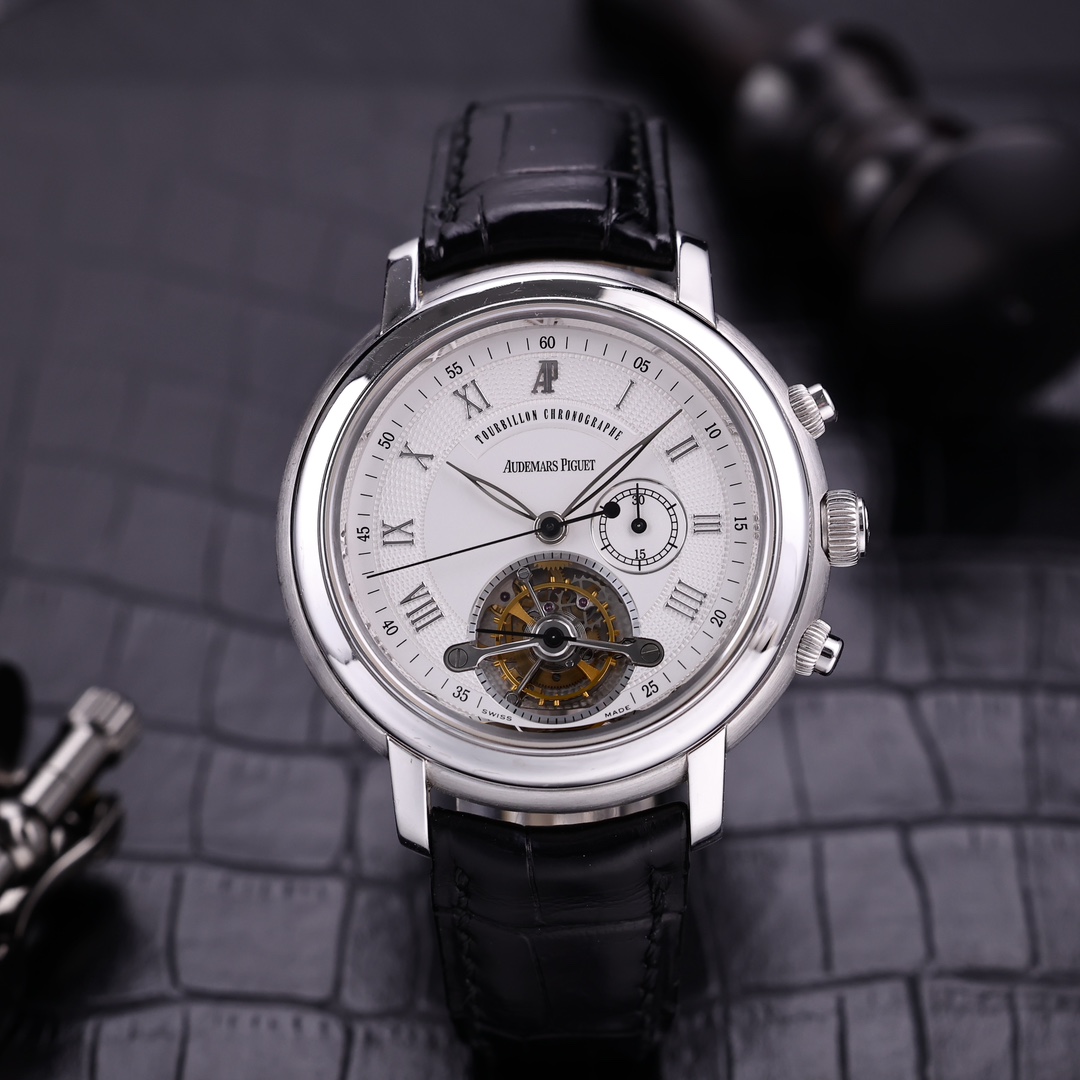 95新 AIPE/爱彼 26010BC计时陀飞轮 18k白金 40小时动力储备 单表