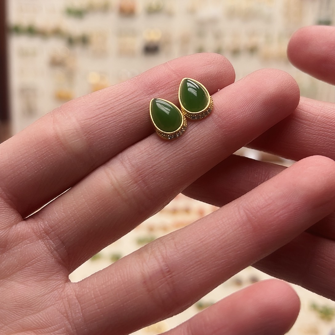 银S925镀金镶嵌和田玉耳钉