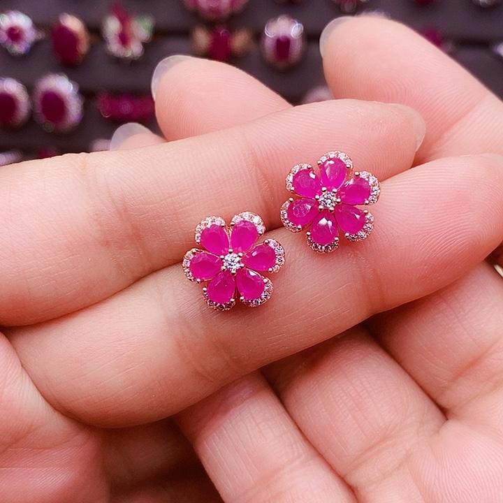 红宝石银S925镶嵌耳饰