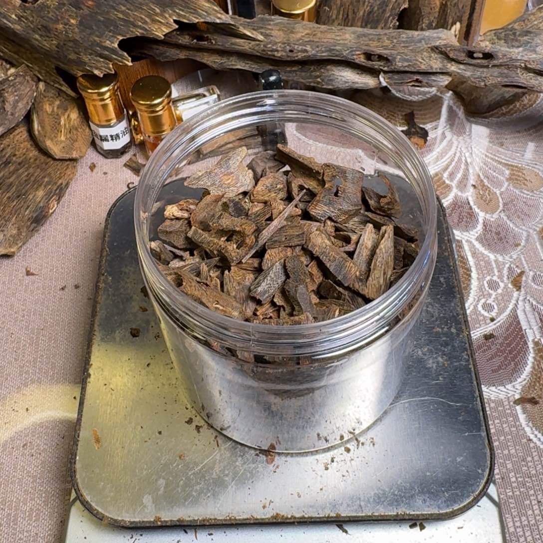 楠木静*绿香陆河香木艺原材料 100