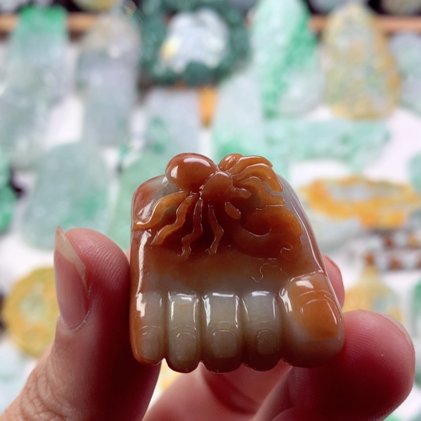 【闪购商品】翡翠吊坠(不含链)未镶嵌