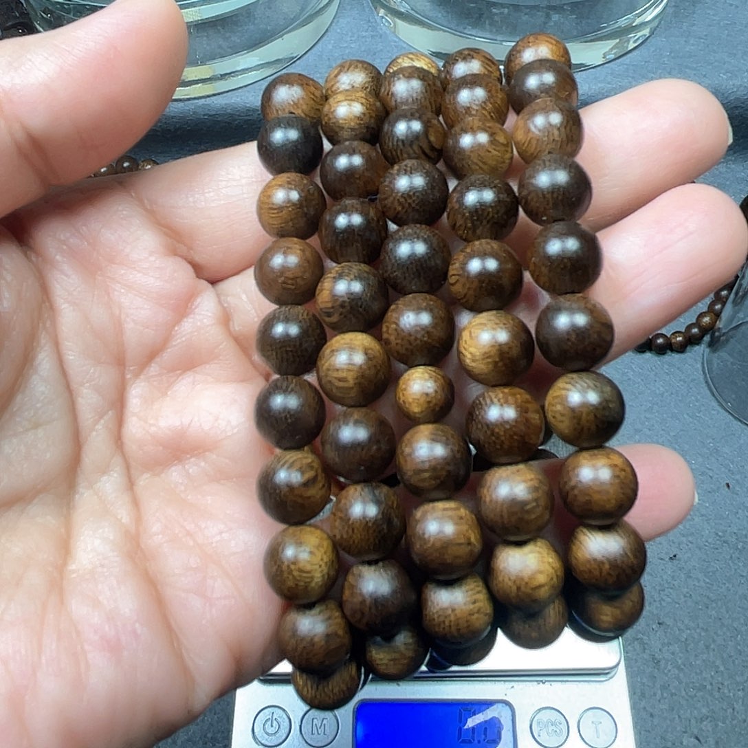 沉香手串闹*富森瘤疤0.8