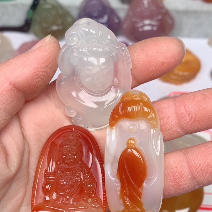 玛瑙/玉髓颈饰未镶嵌海****人