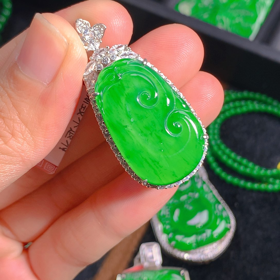 翡翠吊坠(不含链)未镶嵌