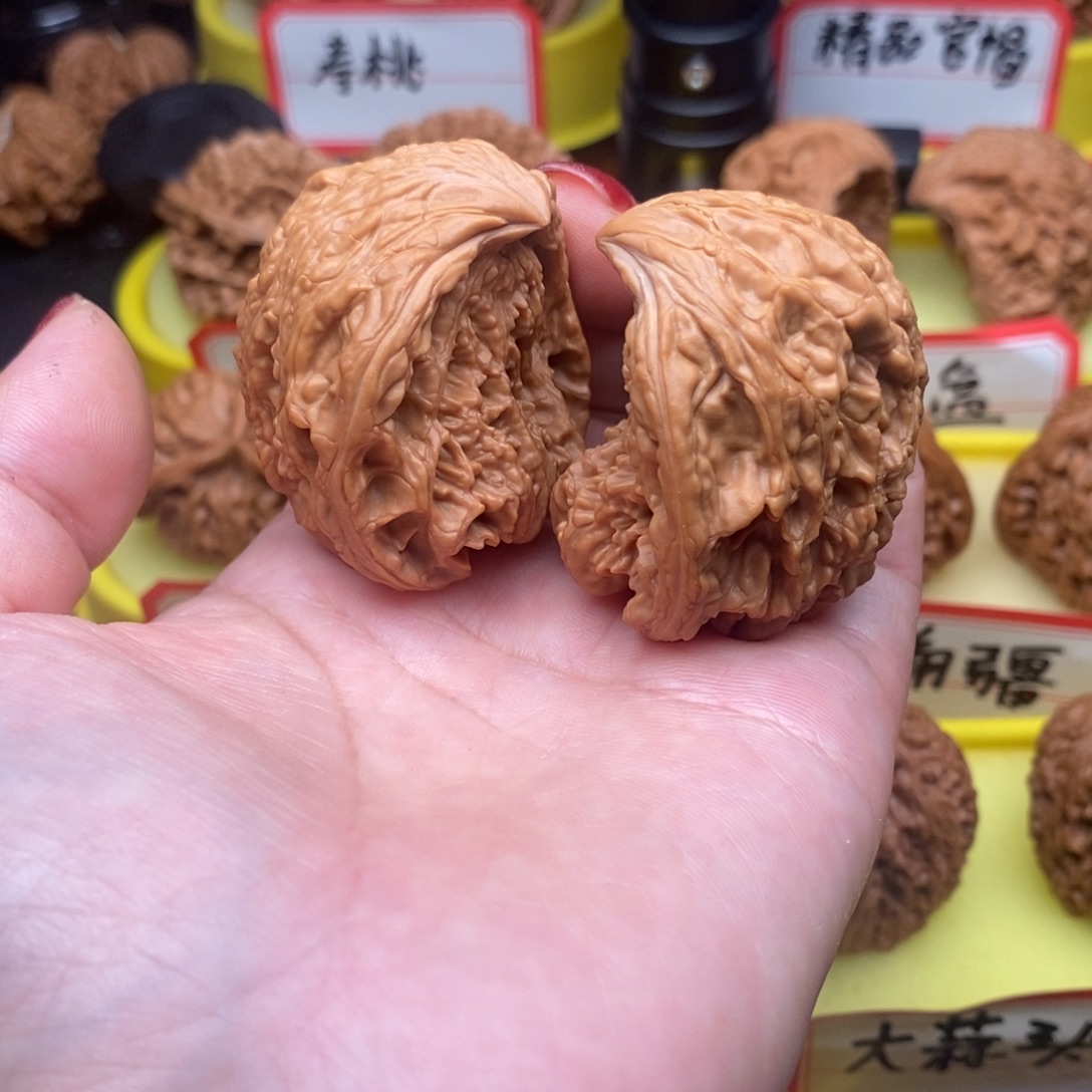 情***愁菩提籽类大沽石的鹰嘴