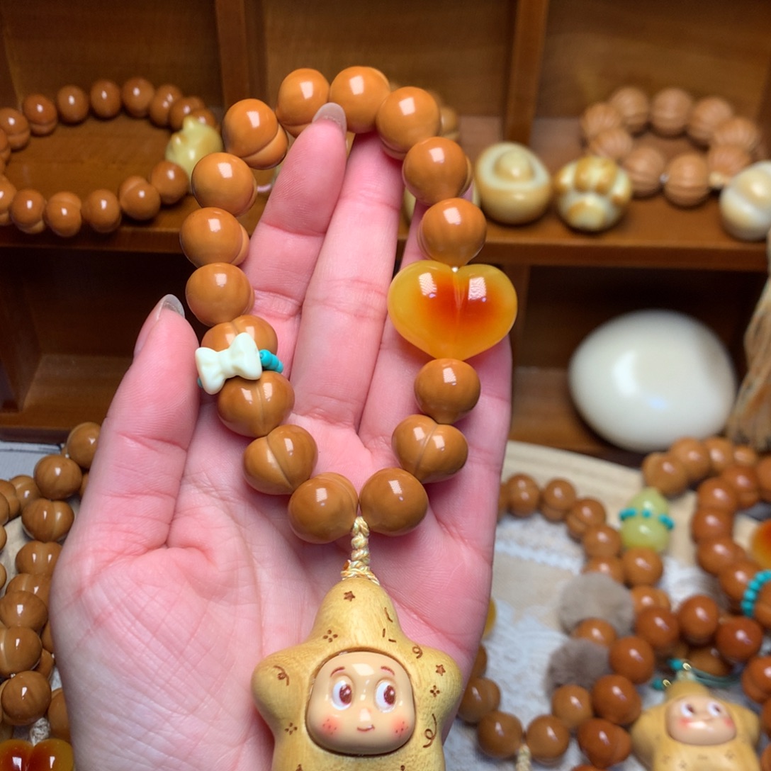 猴头核桃把件15玻璃底定制