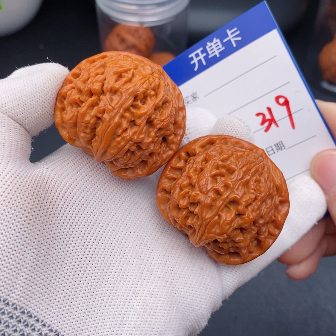 文玩核桃把件45水龙纹319