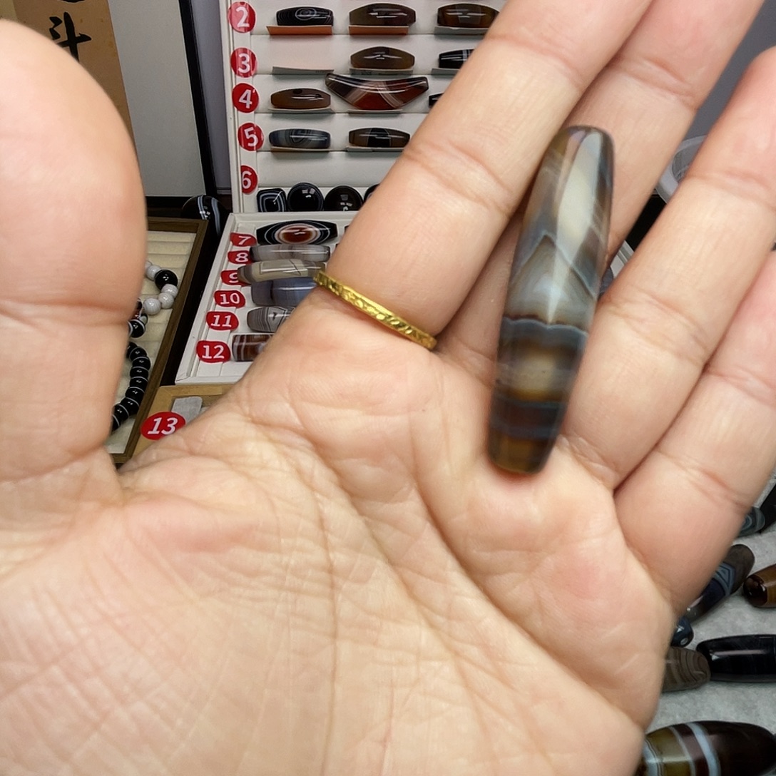 朵***蹈玛瑙/玉髓未镶嵌颈饰