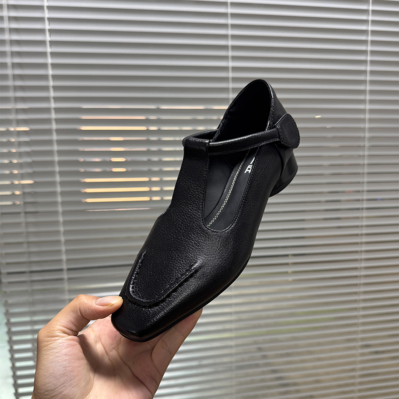 3cm/羊皮/真皮法式粗跟单鞋女软底软面小方头一字带秋季女鞋子40