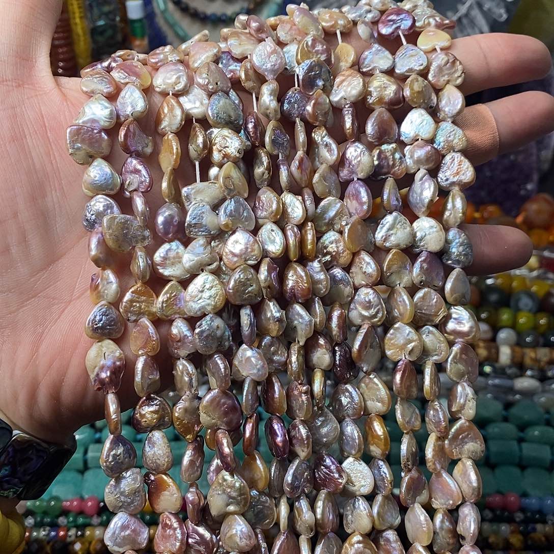 石英质玉未镶嵌，天然淡水珍，珠爱心10mm，