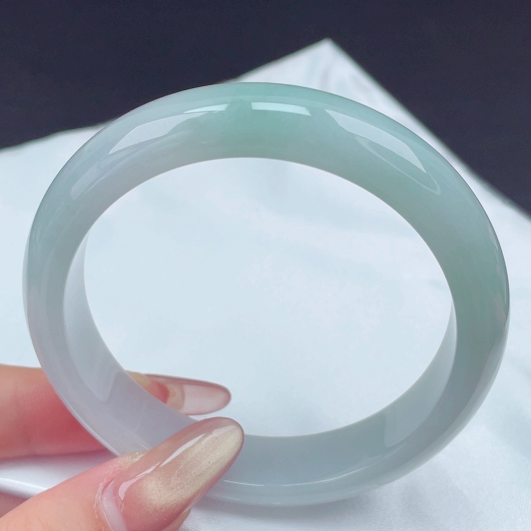 未镶嵌手镯翡翠59圈口