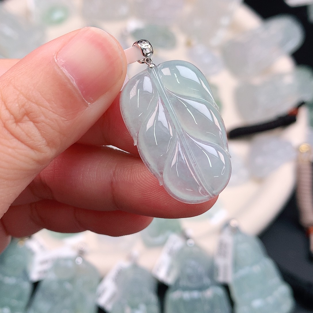 翡翠颈饰18K金镶嵌冰晴叶子