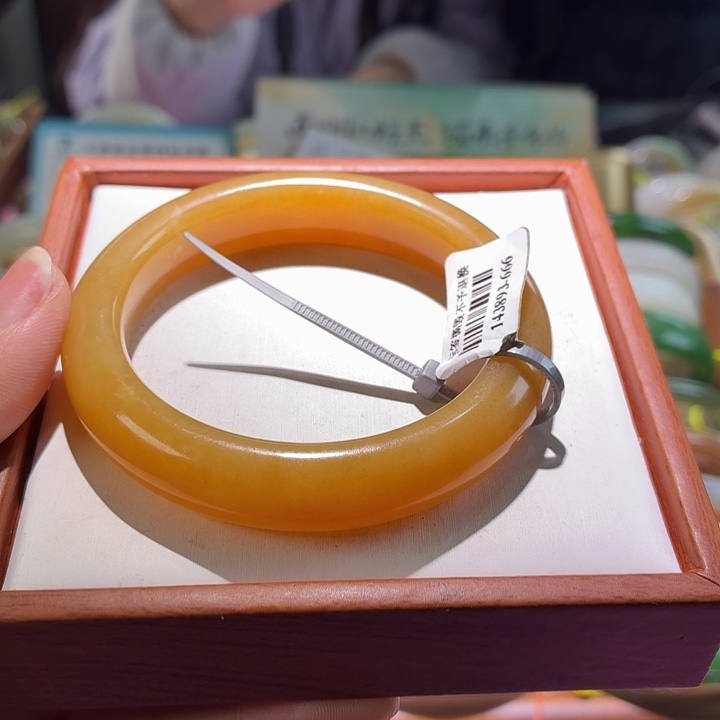 和田玉未镶嵌手镯25 54.55