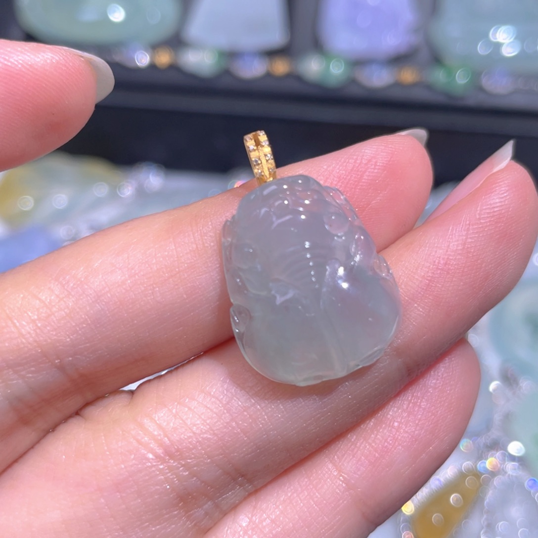 颈饰18K金镶嵌翡翠翡翠