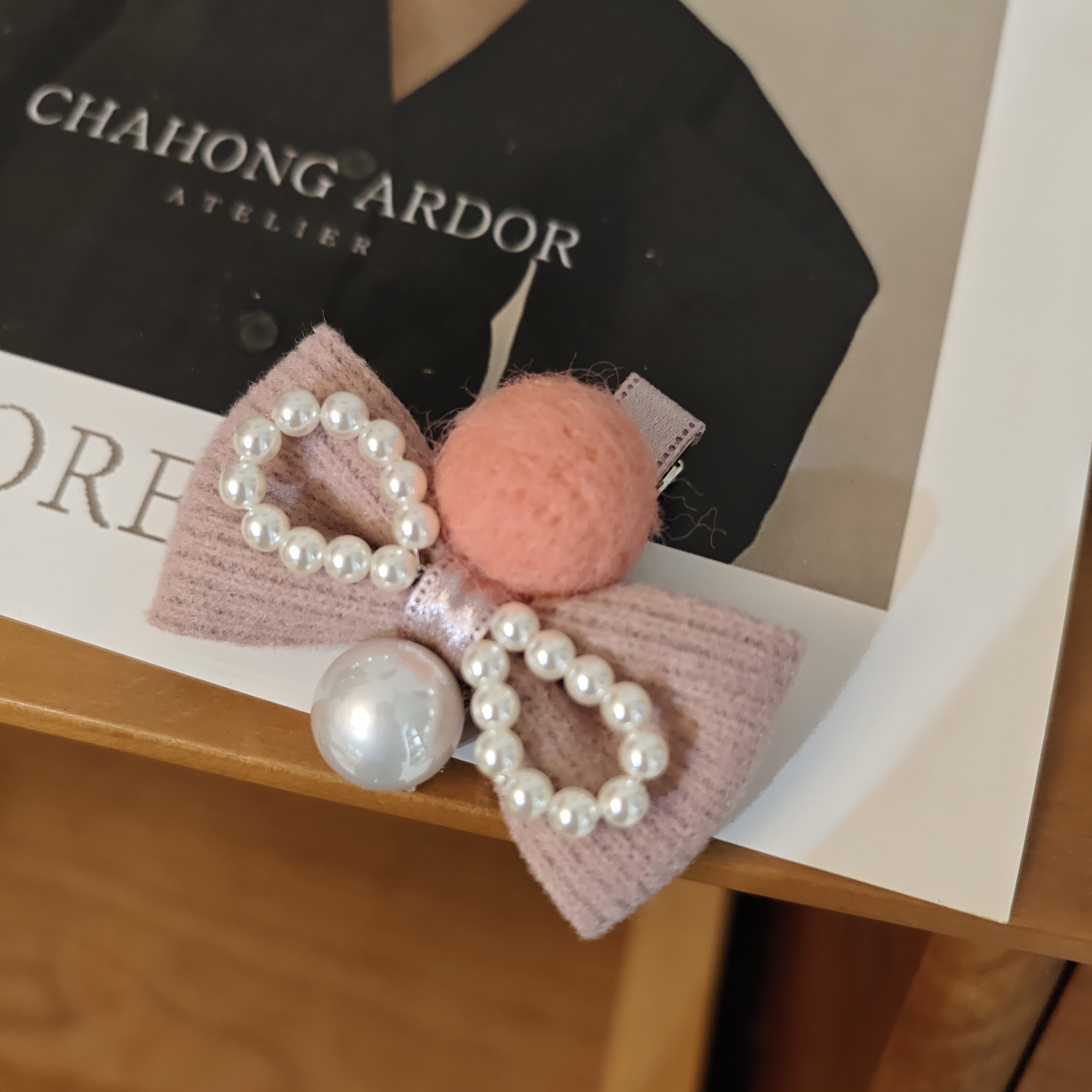 1584粉色甜美发夹（手工微瑕介意勿拍）