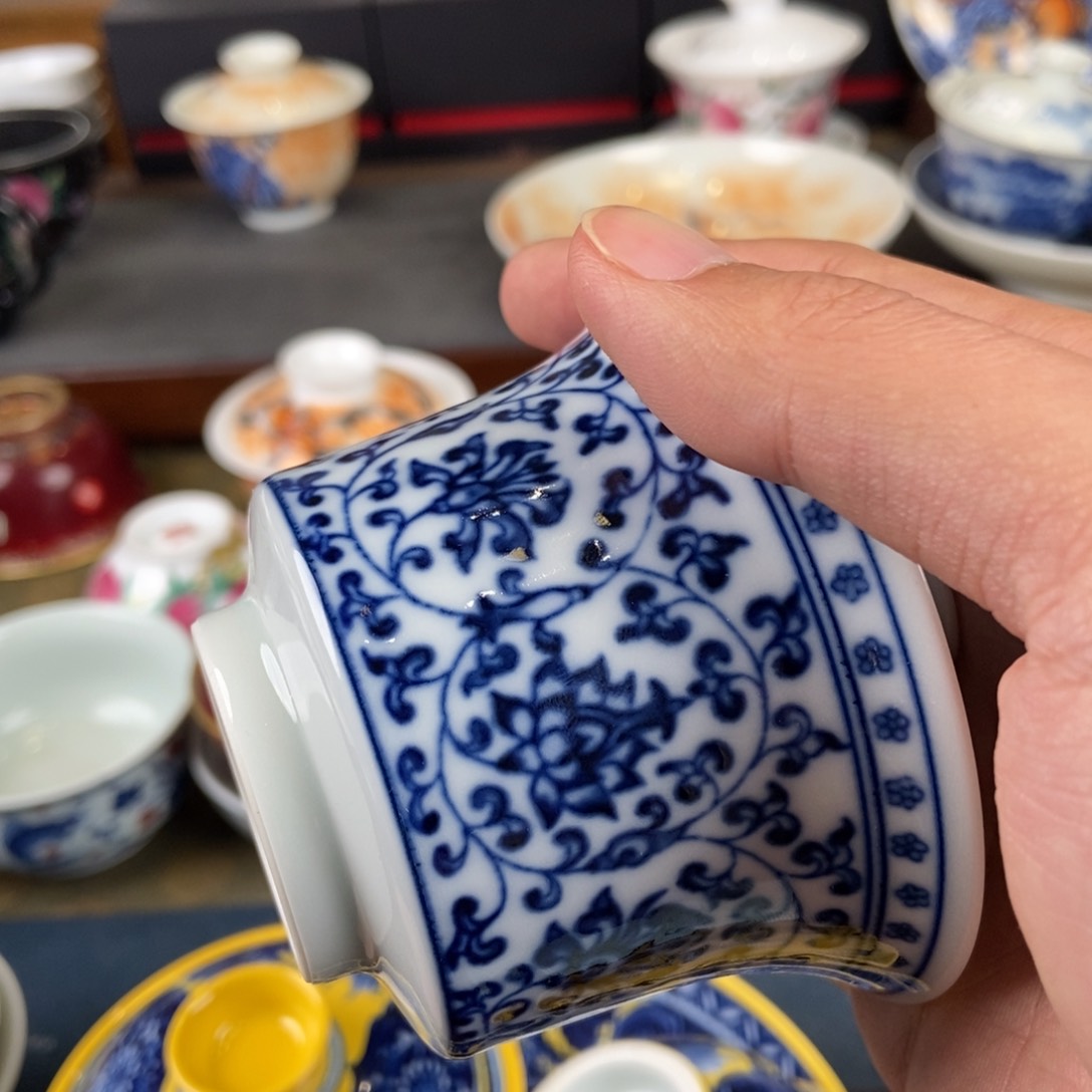 陶瓷艺术家的作品是一