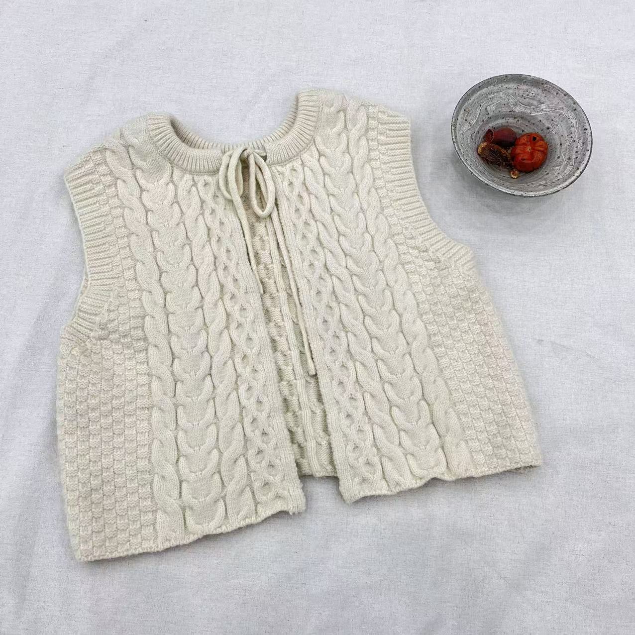 〖姐姐家〗2025秋款儿童萌娃穿搭杏色多股针织毛衣马甲披肩my2003