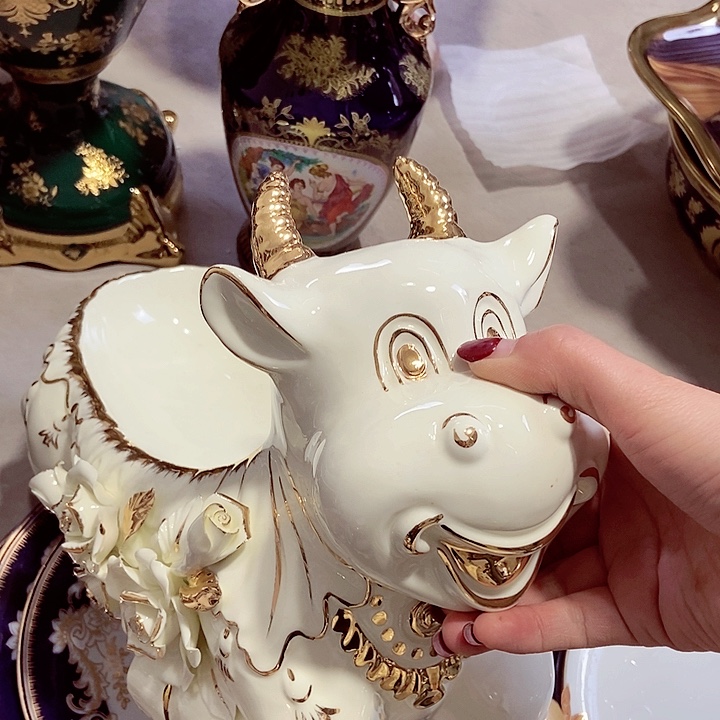 壶微瑕………………………………………………