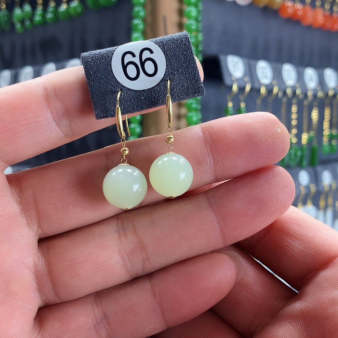 和田玉耳饰18K金镶嵌66