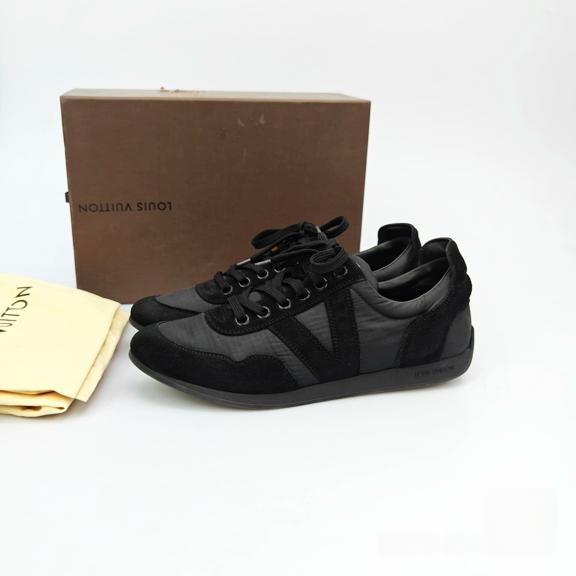 95新 LouisVuitton/路易威登 LV尼龙拼麂皮运动鞋39.5码2816