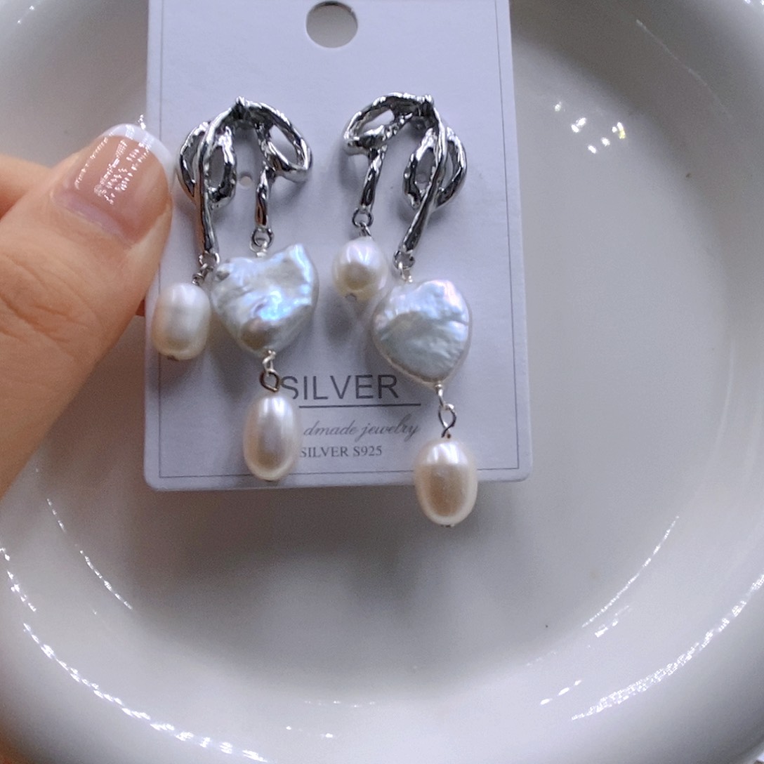 颈饰银S925镶嵌淡水珍珠