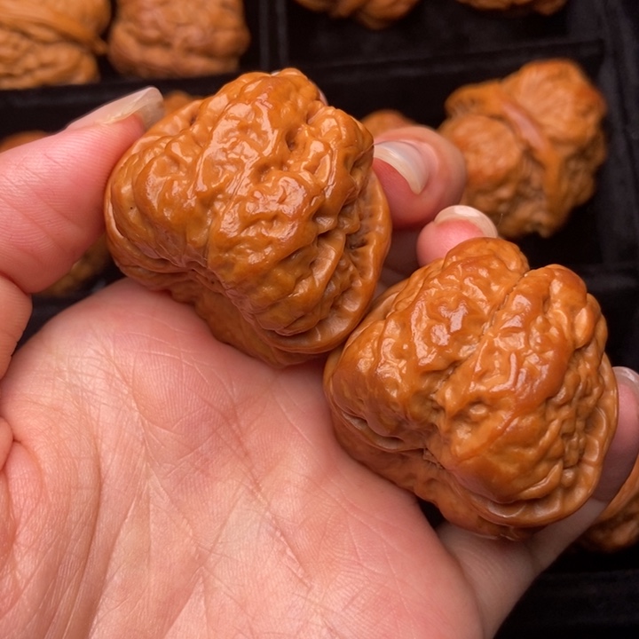 文玩核桃吊坠秦岭核桃