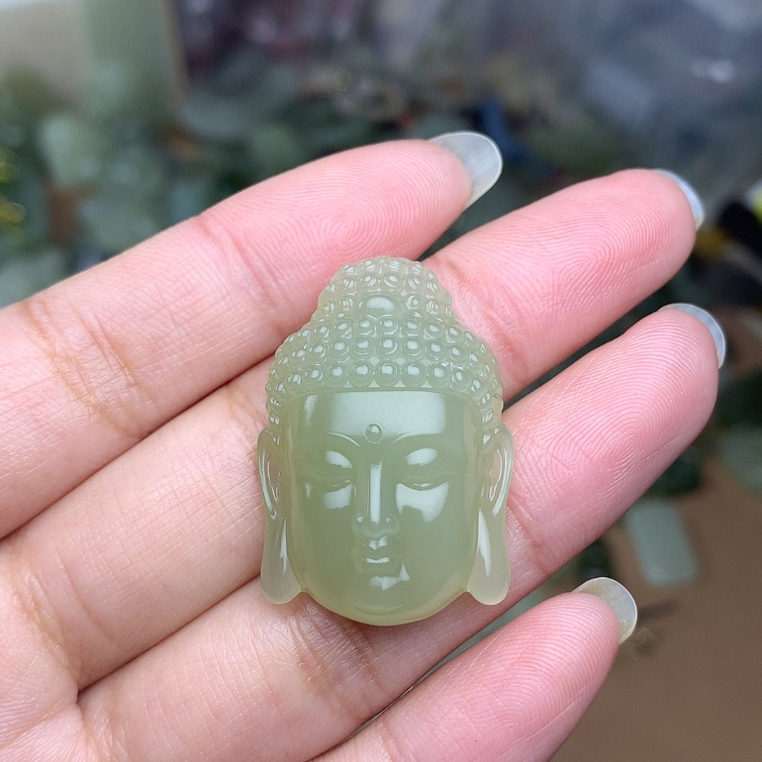 和田玉吊坠未镶嵌