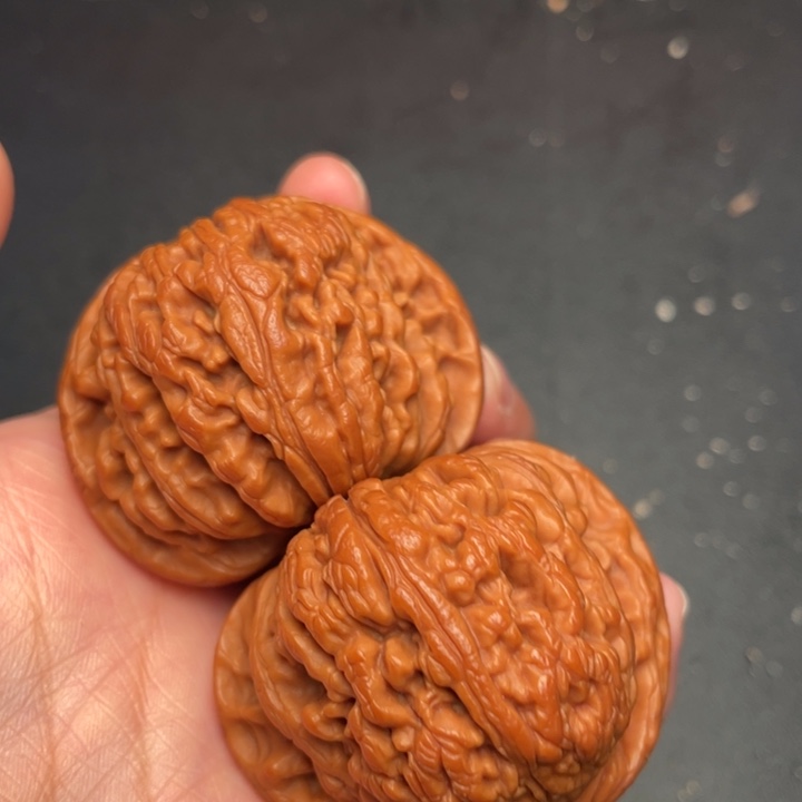 秦岭野生核桃文玩