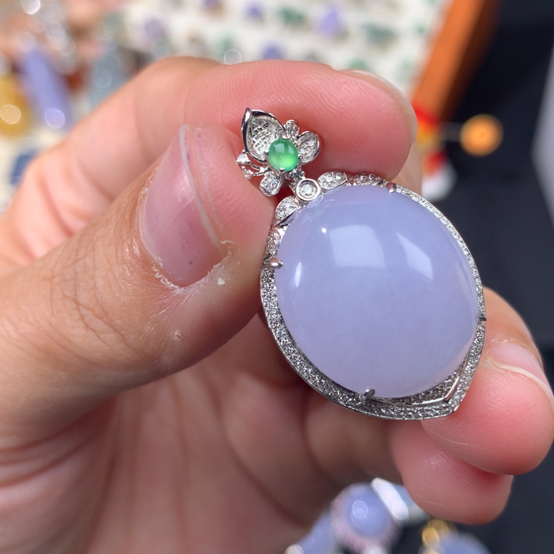 吊坠(不含链)18K金镶嵌翡翠