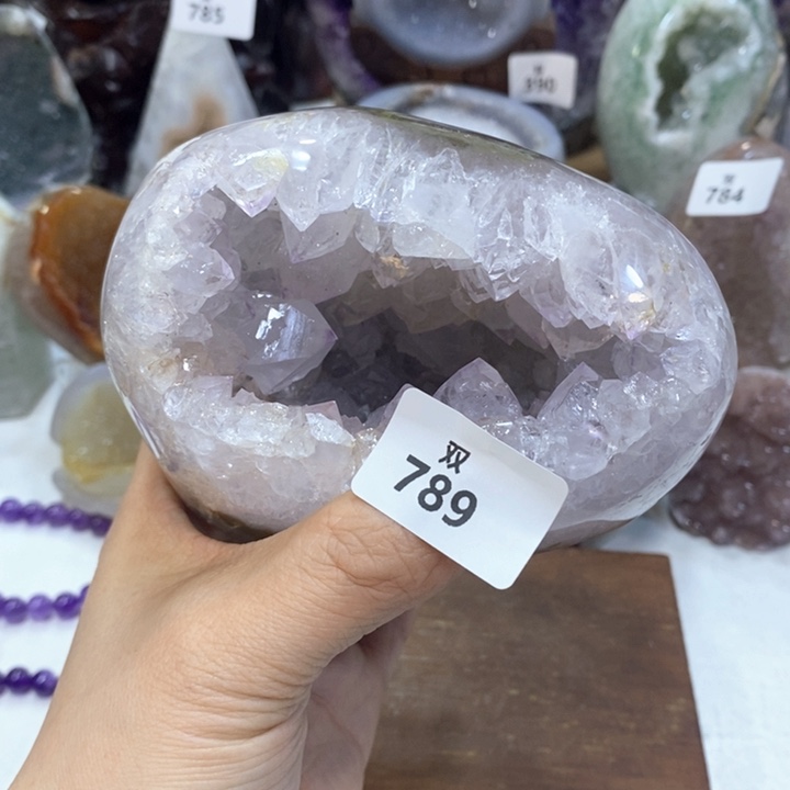 水晶大型摆件（非配饰）未镶嵌