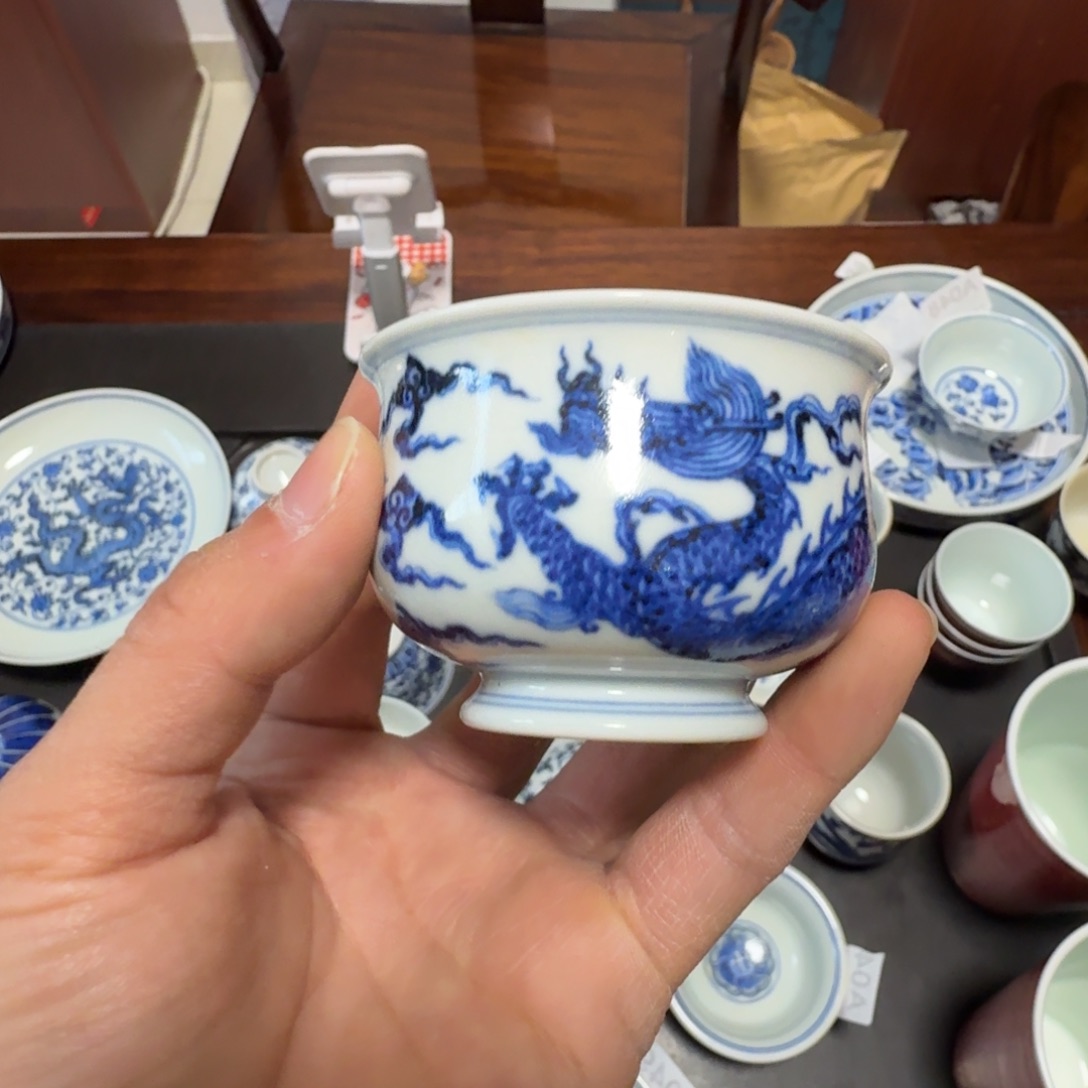 瑄***ᯤ青花瓷器。             